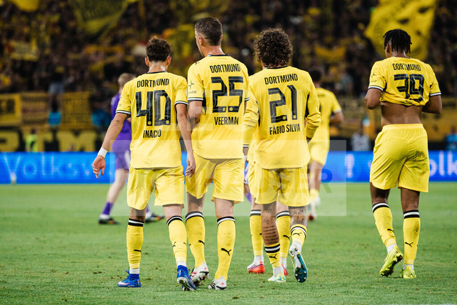 DFB-Pokal: HEBC - Borussia Dortmund, 01.09.2026 | Samuele Inacio (Borussia Dortmund, 40) schießt zum 0:3, JUBEL, TOR; Fußball, DFB-Pokal, 1. Runde: HEBC vs. Borussia Dortmund am 01.09.2026 im Volksparkstadion, HamburgDFB REGULATIONS PROHIBIT ANY USE OF PHOTOGRAPHS AS IMAGE SEQUENCES AND/OR QUASI-VIDEO. - Realisiert mit Pictrs.com