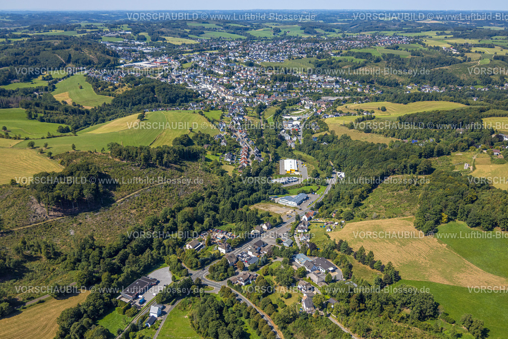 Kierspe250812914 | Luftbild, Gesamtansicht Wohngebiet Ortsansicht Kierspe, Fernsicht, Sauerland, Nordrhein-Westfalen, Deutschland