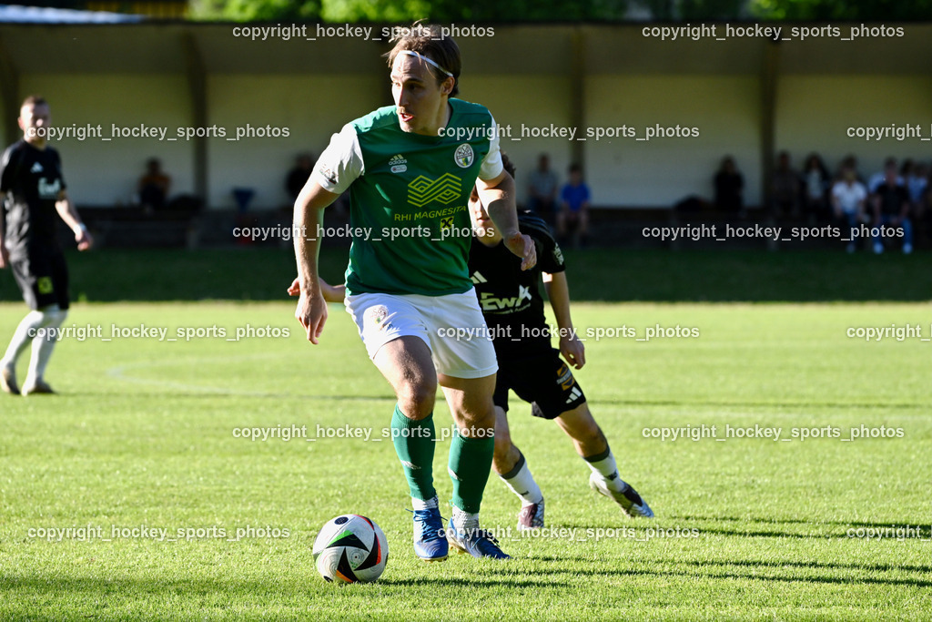 WSG Radenthein vs. URC Thal Assling | #8 Dominik Georg Grimschitz Al WSG Radenthein, WSG Radenthein vs. URC Thal Assling, WSG Radenthein vs. URC Thal Assling am 30.05.2025 in Radenthein (Sportplatz Radenthein), Austria, (Photo by Bernd Stefan)