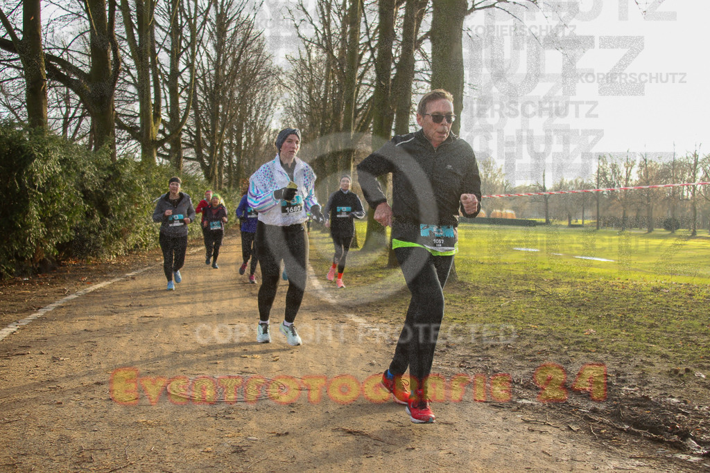 241231_1023_EV4_4129 | Sportfotografie im Rhein-Sieg Kreis, Köln, Bonn, NRW, Rheinland Pfalz, Hessen, etc. Unser Tätigkeitsfeld umfasst den Laufsport vom Volkslauf über den Marathon, Duathlon, Triathon bis zum Ultralauf wie Kölnpfad Ultra oder Schindertrail.