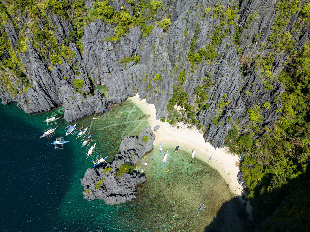 DJI_0499 | Buy high-quality aviation and travel photography prints by professional photographer Timo Breidenstein. Authentic images, professionally printed, worldwide shipping. - Realisiert mit Pictrs.com