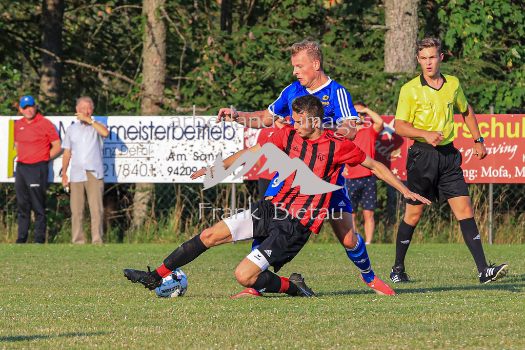 OE7A7596 | Medien- Sport- Entertainmentfotos