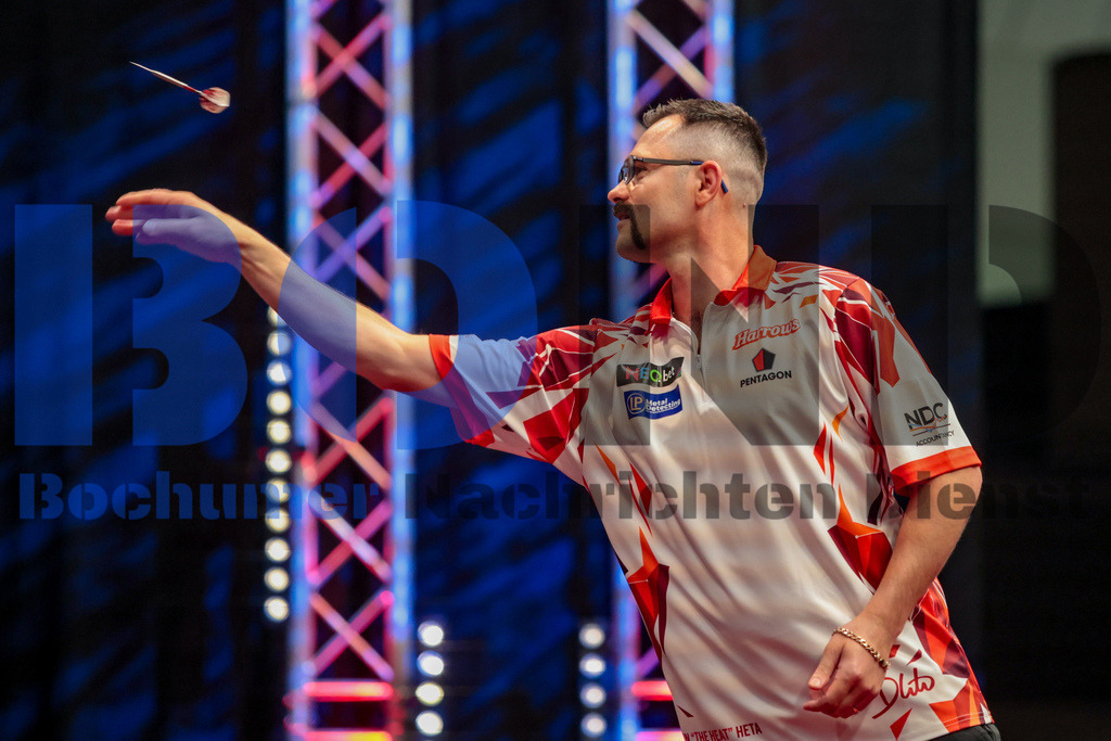 PDC European Darts Open 2024 | {headline}(Foto: Sebastian Sendlak / BOND) - Realisiert mit Pictrs.com