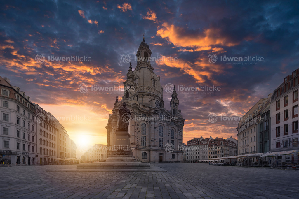Frauenkirche in Dresden bei Sonnenuntergang | löwenblicke | shop