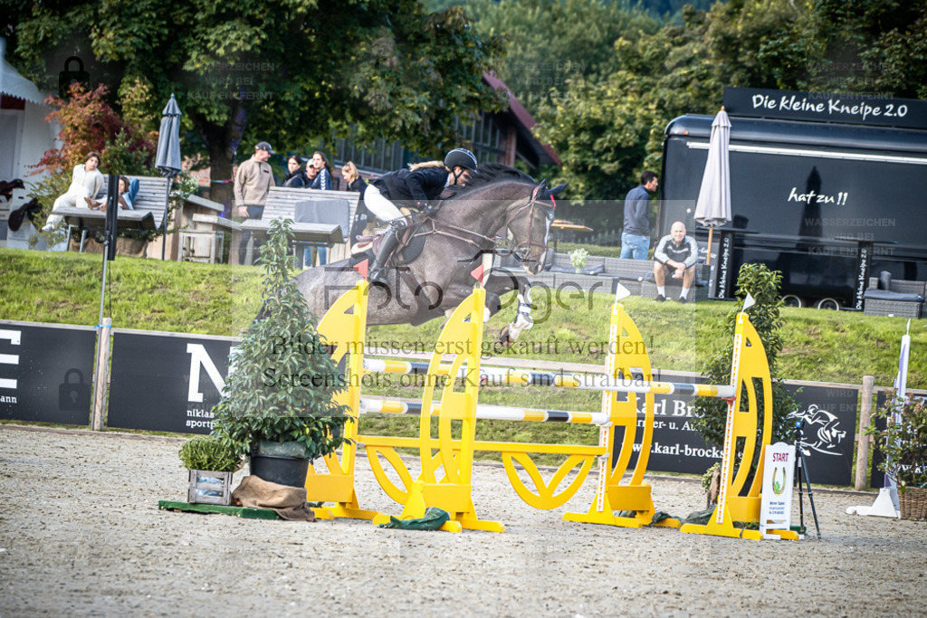 DOS_4219 | Entdecke hochwertige Reitturnierfotos von Foto Oger. Professionell, emotional und authentisch – jetzt Lieblingsmomente im Shop bestellen. - Realisiert mit Pictrs.com