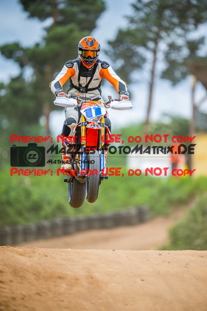 MaZZes_FotoMatrix_220528_6671 | Fotograf Mathias Schmid
Sportfotograf,
Eventfotograf,
Hochzeitsfotograf,
Portraitfotograf