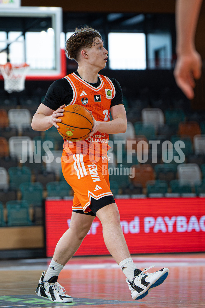 Basketball I Herren I Saison 2025-2026 I 2. Bundesliga ProB Nord I 23. Spieltag I RASTA Vechta II - EN Baskets Schwelm I 7712 | Roy Krupnikas (24, RASTA Vechta II) - Realisiert mit Pictrs.com