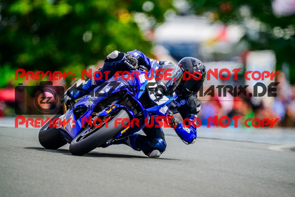 MaZZes_FotoMatrix_240727_6007705_0718 | R7