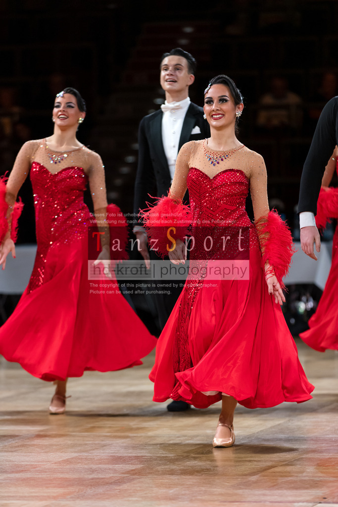 20241109_DM-Formationen_Vorrunde_2958 | Tanzsportbilder, Standardtanz, Lateintanz, WDSF, DTV, LTVB, dancecomp, goc, hessen tanzt, blaues band der spree, walzer, tango, wiener walzer, slowfox, quickstepp, samba, rumba, cha-cha-cha, paso doble. jive, hd-kroft photography, turniertanzsport