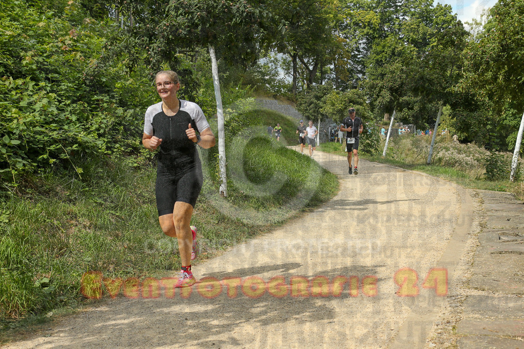 250824_1339_EX1_3168 | Sportfotografie im Rhein-Sieg Kreis, Köln, Bonn, NRW, Rheinland Pfalz, Hessen, etc. Unser Tätigkeitsfeld umfasst den Laufsport vom Volkslauf über den Marathon, Duathlon, Triathon bis zum Ultralauf wie Kölnpfad Ultra oder Schindertrail.