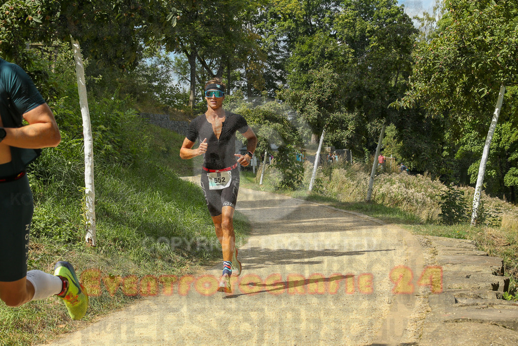 250824_1410_EX1_5274 | Sportfotografie im Rhein-Sieg Kreis, Köln, Bonn, NRW, Rheinland Pfalz, Hessen, etc. Unser Tätigkeitsfeld umfasst den Laufsport vom Volkslauf über den Marathon, Duathlon, Triathon bis zum Ultralauf wie Kölnpfad Ultra oder Schindertrail.