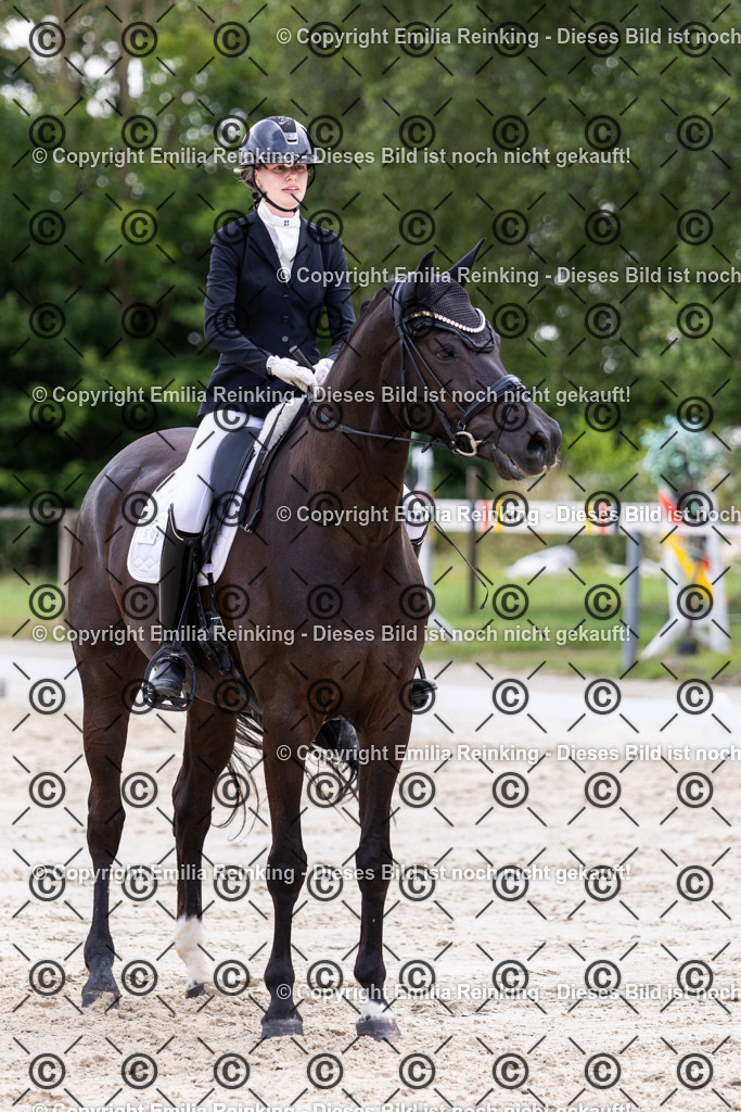 CL5A2350 | Emilia Reinking Fotografie - Realisiert mit Pictrs.com