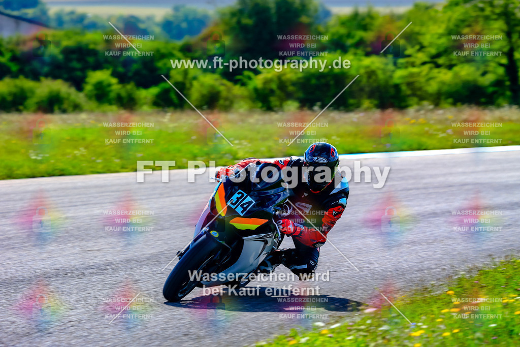 034-5671 | Hier findet Ihr Bilder von Touristenfahrten auf der Nürburgring Nordschleife oder von anderen Veranstaltungen die ich besucht habe. Viel Spass beim Durch Schauen 