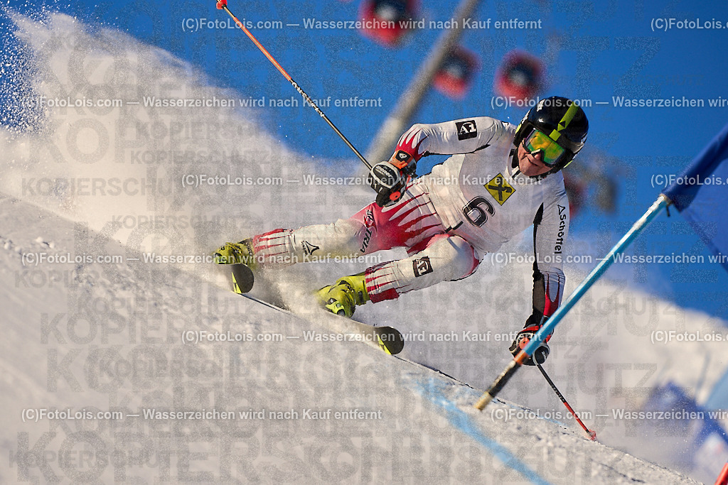 ALP2388_MASTERS-Cup_GS-B Herrn_Leitner Leonhard | (C)FotoLois.com, Alois Spandl. FIS Masters-Cup Wildschönau, Giant Slalom auf der Piste Schatzberg GS, Siegerehrung auf dem Dorfplatz Niederau, Sa 13. Januar 2024.