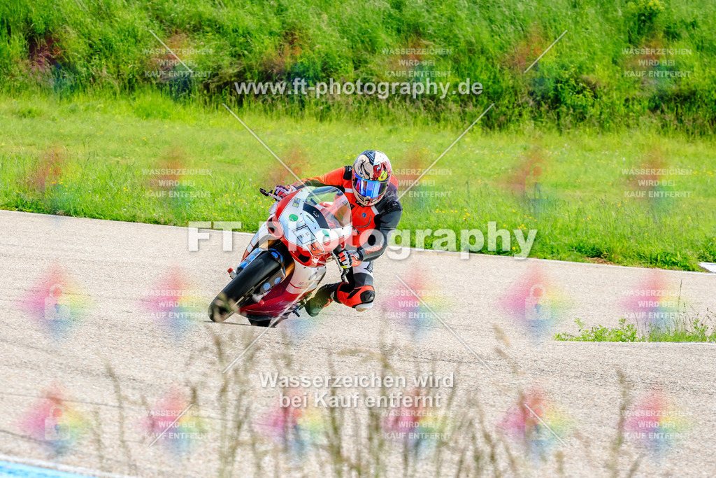 MotoTeam-0405 | Hier findet Ihr Bilder von Touristenfahrten auf der Nürburgring Nordschleife oder von anderen Veranstaltungen die ich besucht habe. Viel Spass beim Durch Schauen 