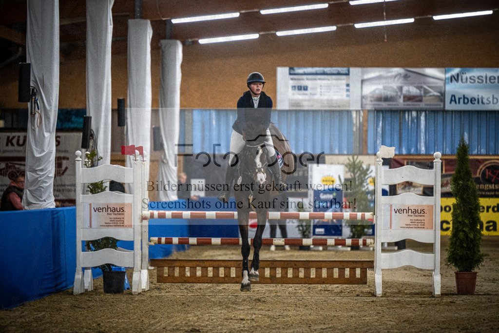 DOS_B909 | Entdecke hochwertige Reitturnierfotos von Foto Oger. Professionell, emotional und authentisch – jetzt Lieblingsmomente im Shop bestellen. - Realisiert mit Pictrs.com