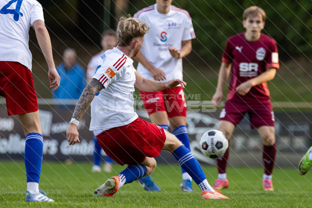 20250928_Picselweb-Fotografie_1R3_2606 | Spielszenen aus dem Spiel VfL Güldenstern Stade - Rotenburger SV. Ergebnis 0:3 - Realisiert mit Pictrs.com