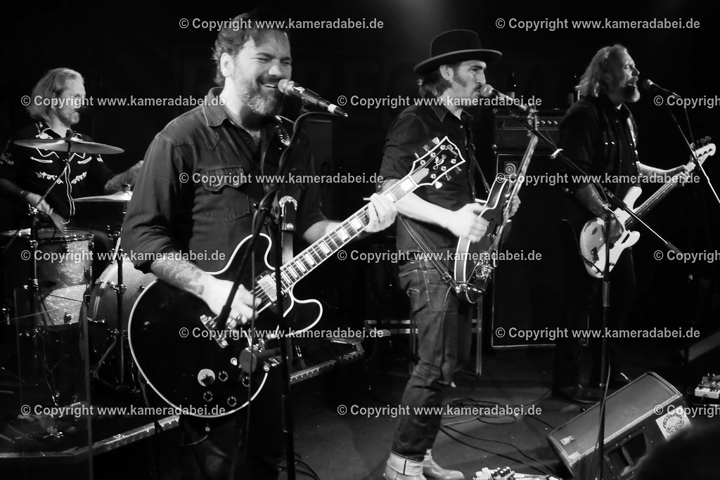 Konzert : Black Bottle Riot am 14.11.2025 im Rare Guitar in Münster | Konzert : Black Bottle Riot am 14.11.2025 im Rare Guitar in Münster - Realisiert mit Pictrs.com