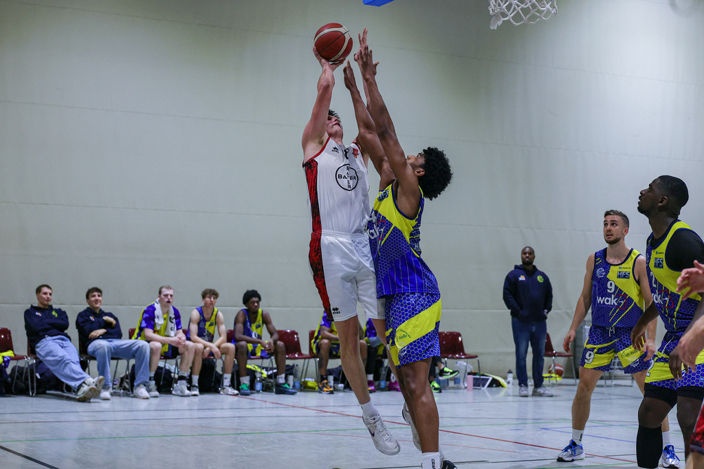 Regio BAYER GIANTS vs SV Haspe 70-90 | Fotos von Basketballspielen aus dem Raum NRW fotografiert von Gero Mueller-Laschet und Daniel Schaefer - Realisiert mit Pictrs.com