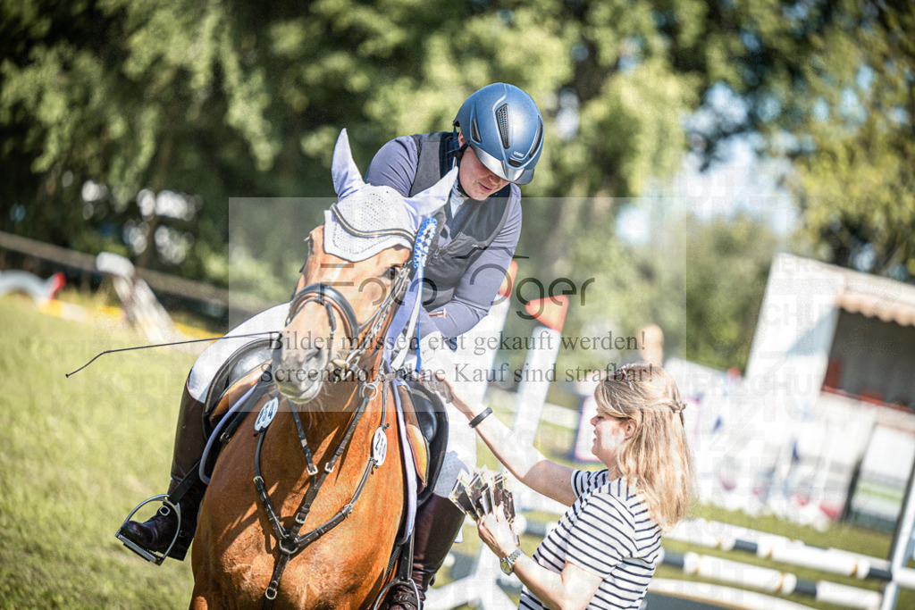 Z63_0036 | Entdecke hochwertige Reitturnierfotos von Foto Oger. Professionell, emotional und authentisch – jetzt Lieblingsmomente im Shop bestellen.Deutschlandweite Turnierfotografie. - Realisiert mit Pictrs.com