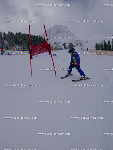 Freddie (2) | Photos von der Skischule Warth - Realisiert mit Pictrs.com