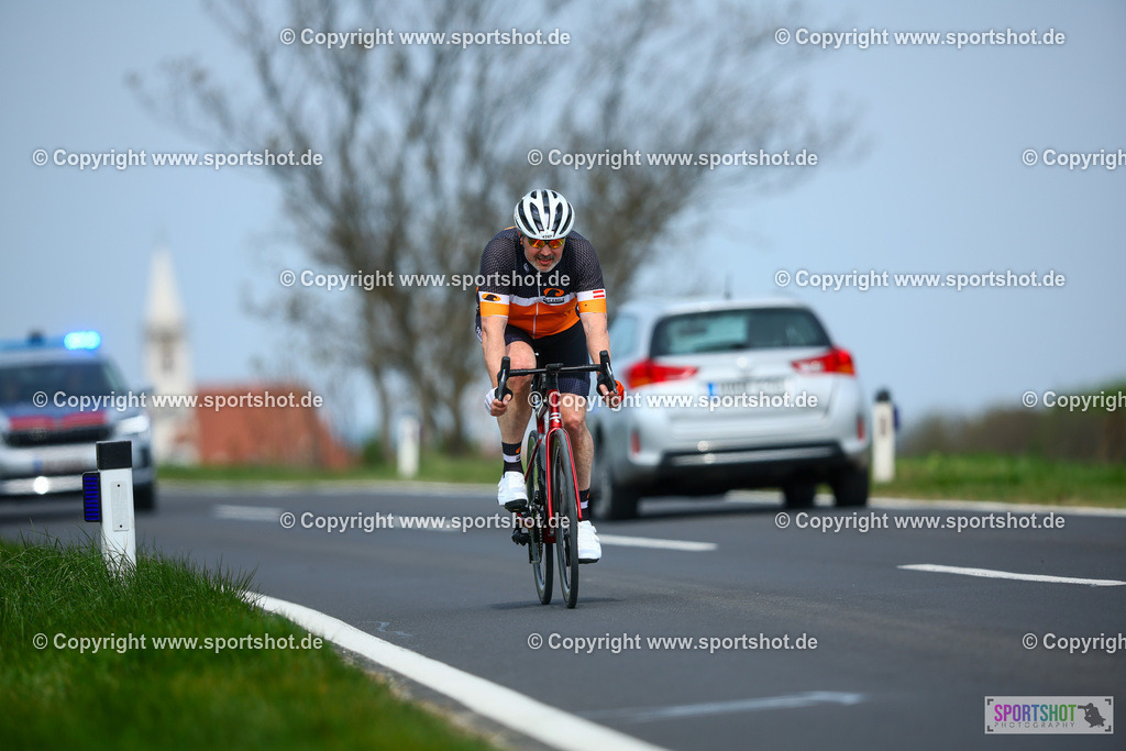 519_TRA56664 | Neusiedlersee Radmarathon 2026@sportshot_your_pictrs #yourpictures#roadtowm2029 #nrm #neusiedlerseeradmarathon #neusiedlersee #neusiedlerseetourismus #burgenland #mörbisch #nrm26 #burgenlandtourismus #voglundco #poweredbyburgenlandtourismus #radsport #rad #marathon #ucigranfondo #visitburgenland #ucigranfondoworldseries