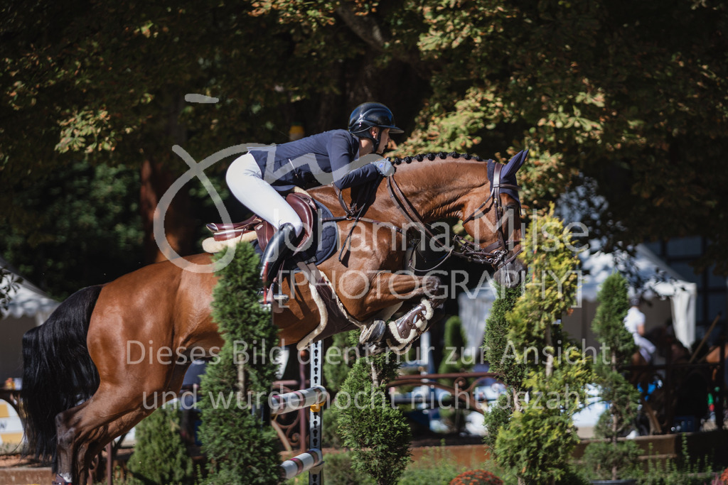 230909_OWLCh_MediumTour-212 | Deine schönsten Turniermomente als professionelle Fotos! Entdecke hochwertige Pferdesport-Fotografie im Online-Shop. Jetzt Fotos finden & bestellen!