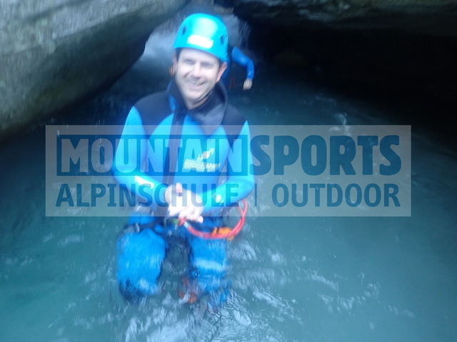 P1010003 | Bestelle die Bilder deines Berg- oder Wasser-Abenteuers mit Mountain Sports bequem von zu Hause aus direkt über unseren Online Fotoshop von pictrs.com. - Realisiert mit Pictrs.com