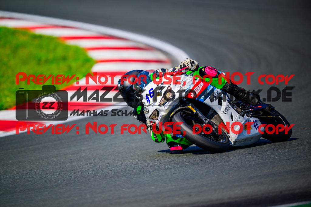 MaZZes_FotoMatrix_240601_6007705_1989 | SSP300