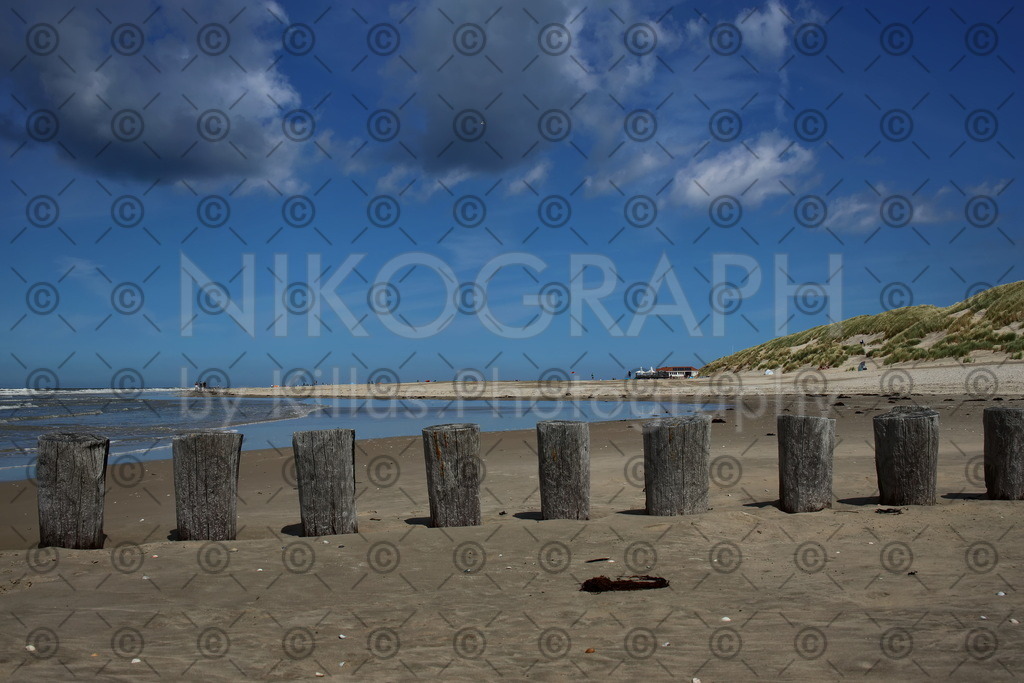 Strandszene Ameland | Der Strand bei Hollum auf der Insel Ameland.