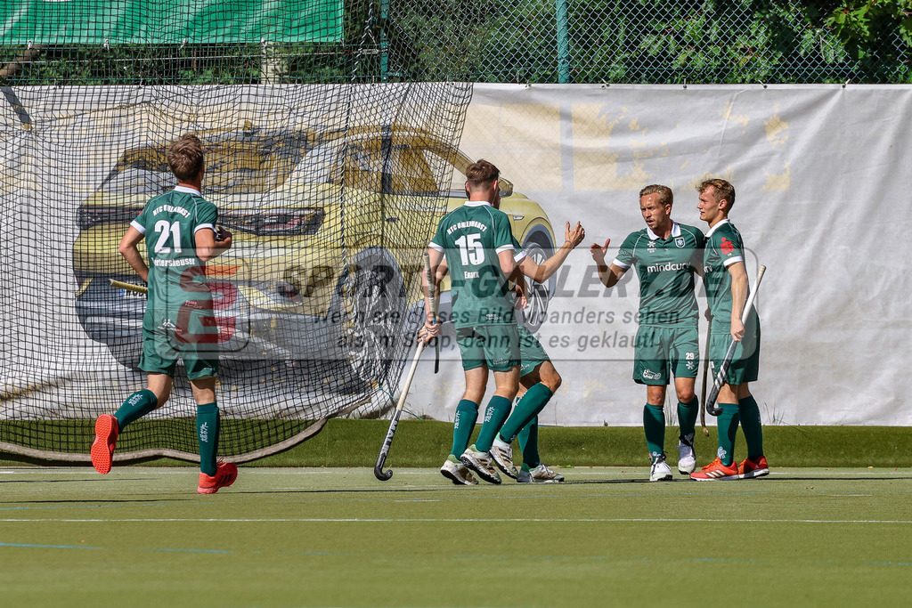 MJ_2022-09-25_HTCU-Alster-14 | Malte Hellwig (Uhlenhorst Mülheim #29), Uhlenhorst Mülheim - Club a. d. Alster am 25.9.2022 im Waldstadion, Mülheim a. d. Ruhr