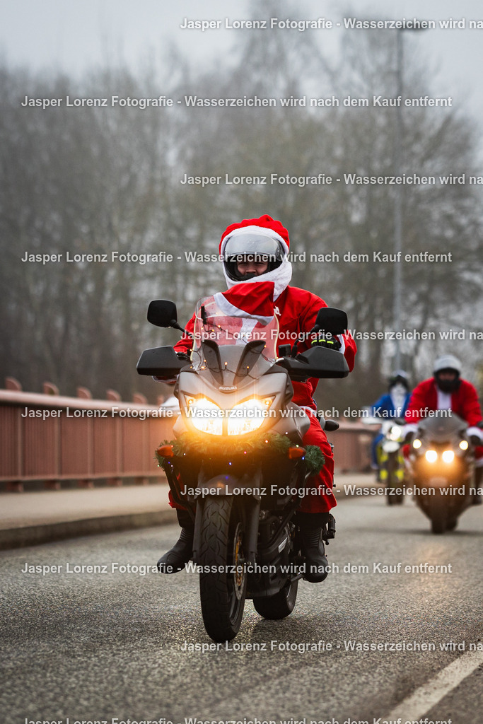 X-Mas Ride I Kiel I 2025 | Jasper Lorenz Fotografie - Realisiert mit Pictrs.com