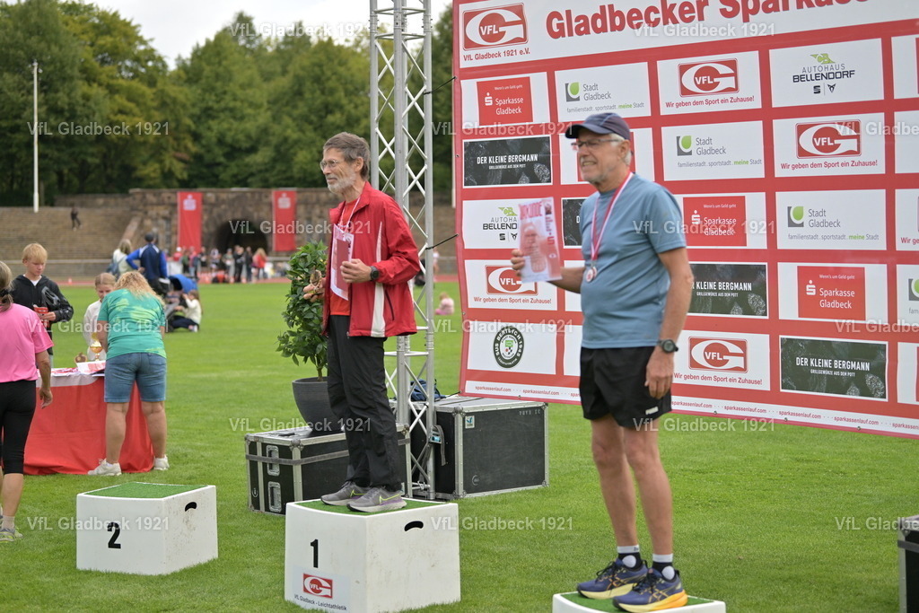 2026-08-23_Sparkassenlauf_Siegerehr_KH_00061 | Die Fotografen - Realisiert mit Pictrs.com