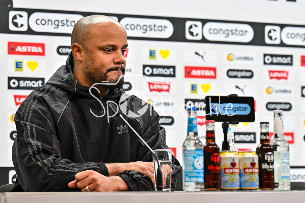 FC St. Pauli - FC Bayern München | ST. PAULI, DEUTSCHLAND - 11. APRIL: im Bild Vincent KOMPANY Trainer FC Bayern München auf der Pressekonferenz / Einzelfoto / Freisteller nach dem Bundesligamatch zwischen dem FC St. Pauli und dem FC Bayern München am 29. Spieltag im Millerntor Stadion / DFL REGULATIONS PROHIBIT ANY USE OF PHOTOGRAPHS AS IMAGE SEQUENCES AND/OR QUASI-VIDEO
