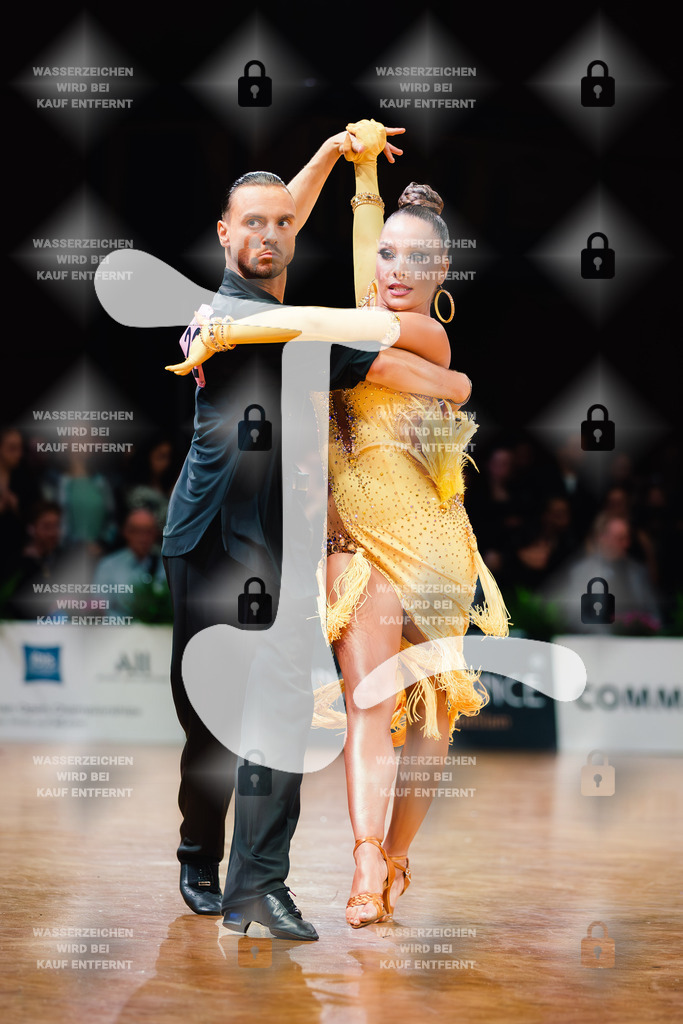 GOC 2025 - WDSF GrandSlam Latin 30th (22) Andrei Petcu _ Alexandra Motoc (Germany)-2025-08-23-3860 | Webshop for digital downloads and prints of dance sport, event & show photographer Julian Link - Realisiert mit Pictrs.com