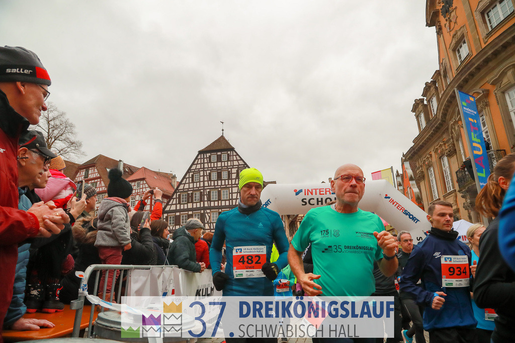 VR Bank Hauptlauf 10000m | 3 Koenigslauf 2023 - Realisiert mit Pictrs.com