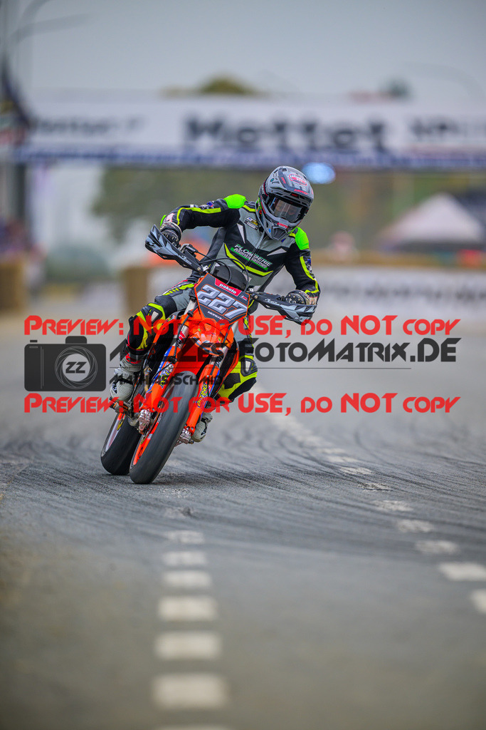 MaZZes_Fotomatrix_20251011_6007705_7196 | PRESTIGE