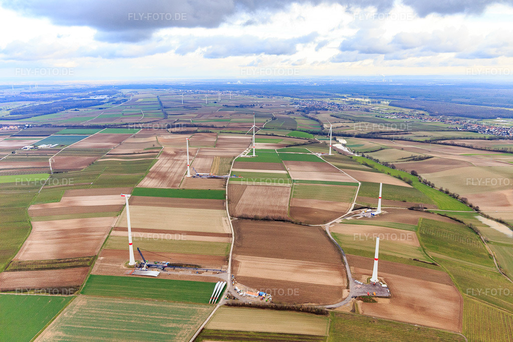 Luftbild: Baustelle des Windparks Freckenfeld der EnBW -für Windenergieanlage mit 6 Windrädern in Freckenfeld im Bundesland Rheinland-Pfalz in Deutschland. Foto: IMG_104670.jpg vom 21.01.2018 durch Werner Riehm/FLY-FOTO.de
