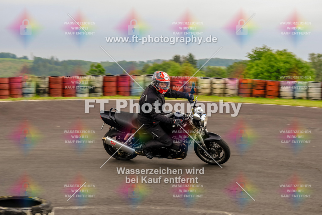 OBK-5561 | Hier findet Ihr Bilder von Touristenfahrten auf der Nürburgring Nordschleife oder von anderen Veranstaltungen die ich besucht habe. Viel Spass beim Durch Schauen 