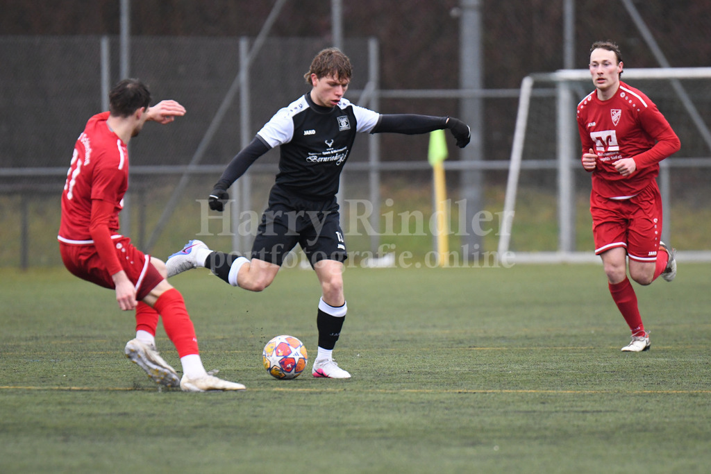 Testspiel SpVgg GW Deggendorf : TV Schierling | Luca Frank (SpVgg GW Deggendorf #13) eigene U19 - Realisiert mit Pictrs.com