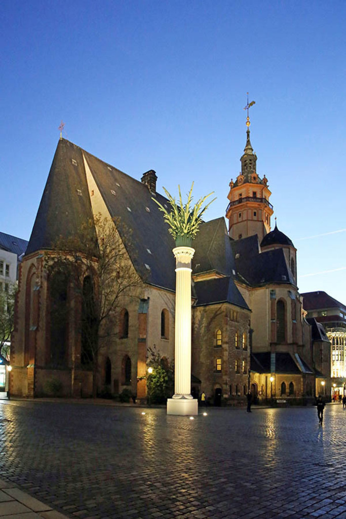 Bildlexikon Leipzig - Nikolaikirche | Das Team hinter BILDLEXIKON LEIPZIG bündelt historische wie aktuelle Informationen über die Stadt Leipzig in Text und Bild auf einer Plattform und stellt diese der interessierten Öffentlichkeit zur Verfügung.