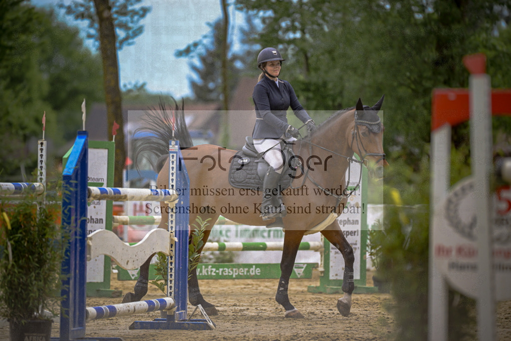 20240505-DOS_2720 | Entdecke hochwertige Reitturnierfotos von Foto Oger. Professionell, emotional und authentisch – jetzt Lieblingsmomente im Shop bestellen. - Realisiert mit Pictrs.com