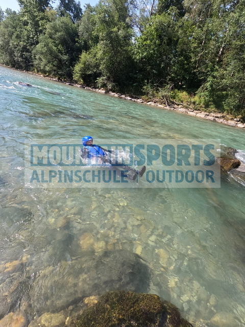 GOPR4094 | Bestelle die Bilder deines Berg- oder Wasser-Abenteuers mit Mountain Sports bequem von zu Hause aus direkt über unseren Online Fotoshop von pictrs.com. - Realisiert mit Pictrs.com