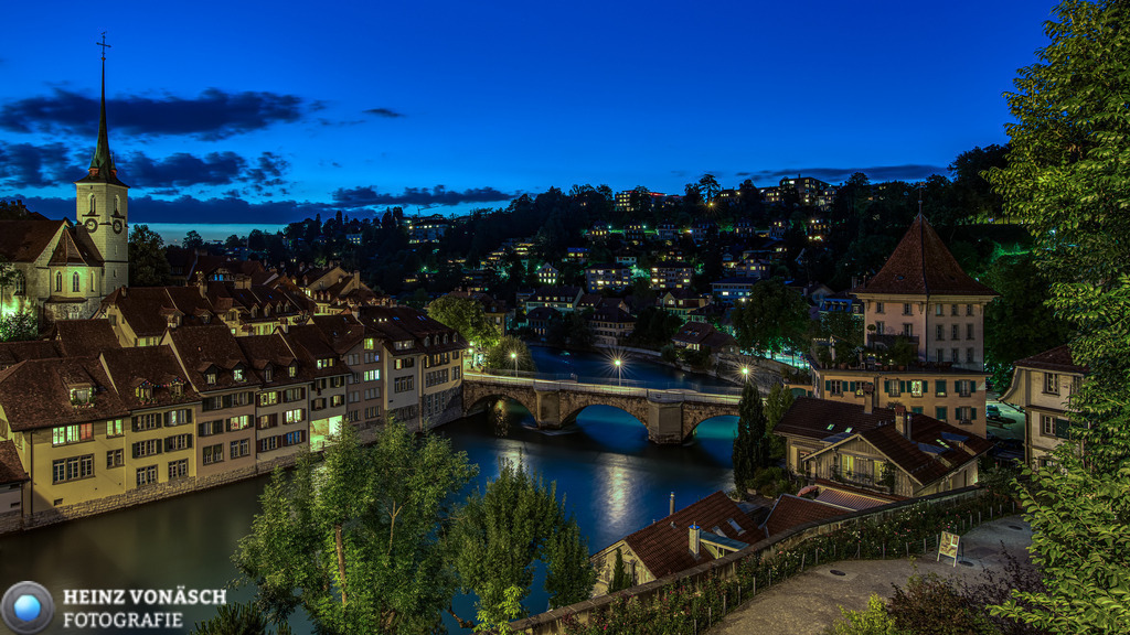 Bern_0070 | Alle Bilder von Heinz Vonäsch Fotografie können alle zu günstigen Preisen gekauft werden! Download der Bilder, Ausdrucke, Postkarten, Tassen T-Shirts, Kalender, Alu- Dibond usw. - Realisiert mit Pictrs.com
