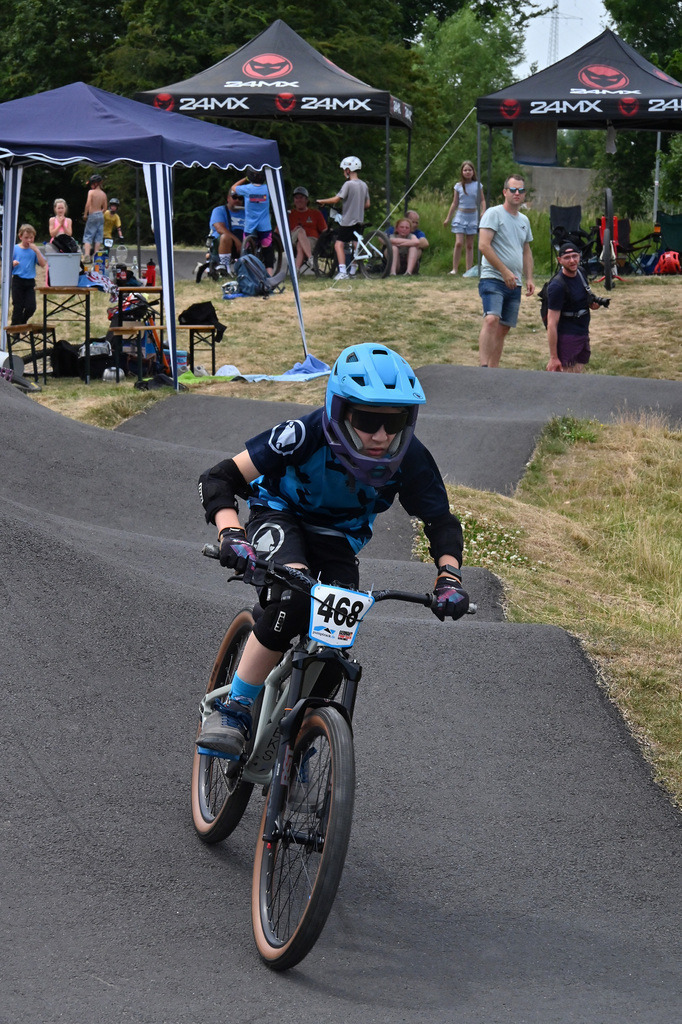DSC_7133-cam-florian | German Pumptrack Series - Realisiert mit Pictrs.com