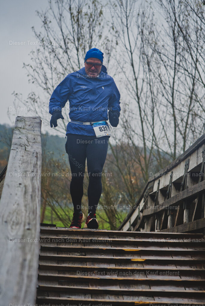 cineathletes-huegelland-2025-11-09-11-29-06 | Sportfotografie rund um Obstacle Course Racing und Trail Run - Realisiert mit Pictrs.com
