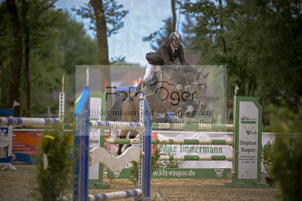 20240505-DOS_2819 | Entdecke hochwertige Reitturnierfotos von Foto Oger. Professionell, emotional und authentisch – jetzt Lieblingsmomente im Shop bestellen.Deutschlandweite Turnierfotografie. - Realisiert mit Pictrs.com