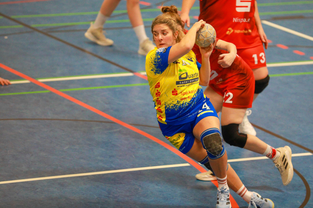 SvSchermbeck_SVN_061225_062 | Bildergalerie von Sport-Ereignissen aber auch von weiteren spannenden Dingen - nicht nur vom Niederrhein. In Anlehnung an den bekannten Spruch von Hanns Dieter Hüsch heißt das Motto: "Niederrhein ist überall".  - Realisiert mit Pictrs.com