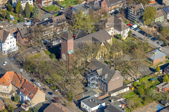 Luenen250403694 | Luftbild, kath. Kirche Heilige Familie, Lünen, Ruhrgebiet, Nordrhein-Westfalen, Deutschland