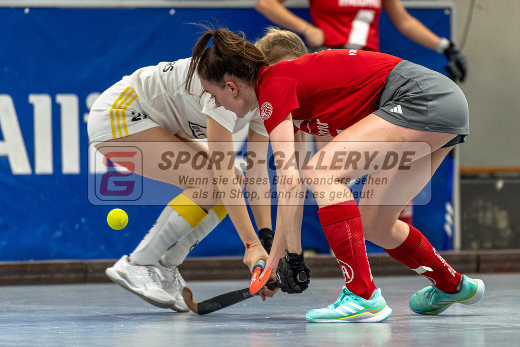 SM_2024-12-20-D85_-549 | 1.Bundesliga Hallenhockey  (W) DCADA - HTHC / 6:5 (3:3)